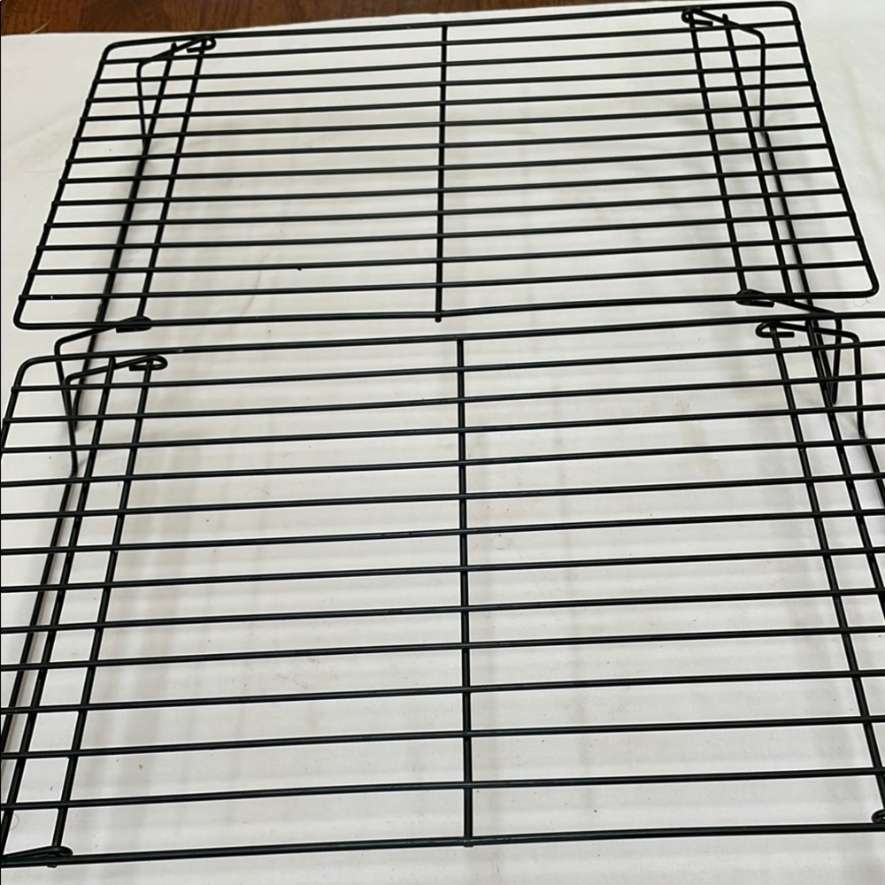 Baking. 2-tier Non Stick Cooling Racks. Collapsible. Like new. 10x16”